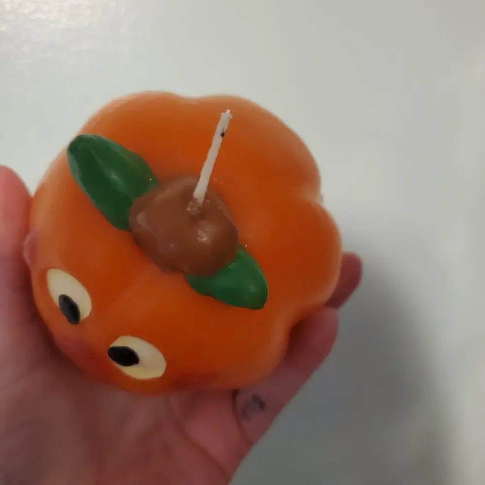 Vintage Gibson Halloween pumpkin jack-o'-lantern candle
